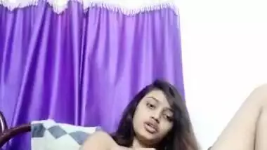 Sexy Indian girl takes a big bottle inside her pussy