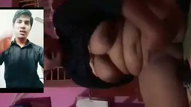 Big boob Bangla naked girl masturbates on live video call