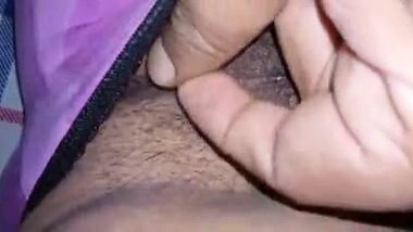 Desi wife wet pink pussy fingering
