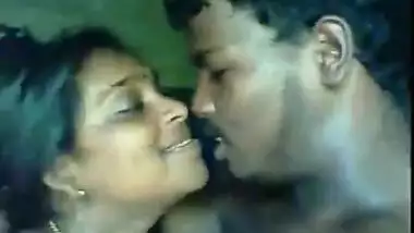 Trivandrum Bhabhi Blowjob - Movies. video2porn2