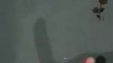 A village lady’s Tamil blowjob makes her man cum