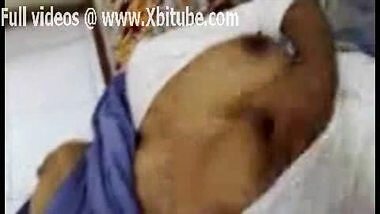 arab girl playing with tits