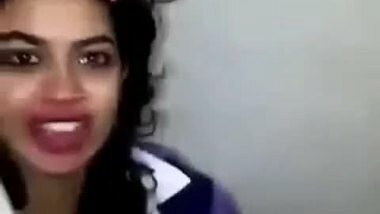 Desi Lesbian Girls Kissing Each other Desperately