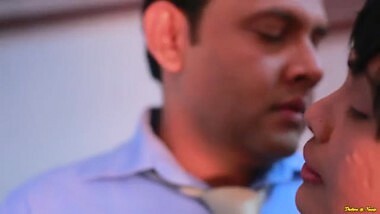 Desi hot housewife enjoyed by her hubby