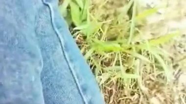 Shy Teen girl get fucked outdoor