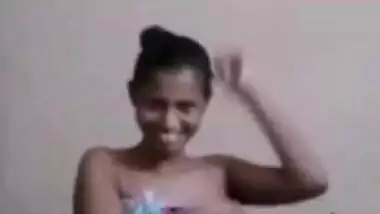 Cute Lankan girl showing her boobs