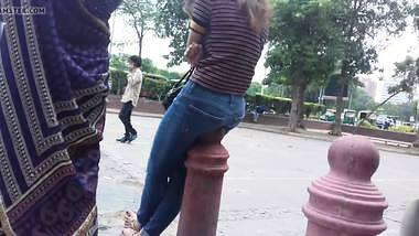 Indian Beauty In Ass Jeans 