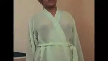 Indian desi mature consruction worker aunty fucked by Engr