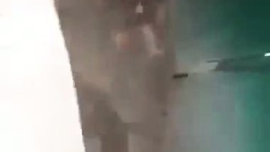 Outdoor sexy bf video of a hijabi girl with her lover