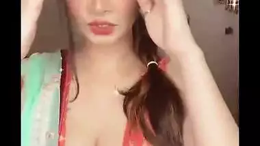 Aabha Paul Beautiful & Sexy Live