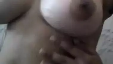 Indian girls boobs breasing boobs showing 