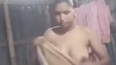 desi sexy bhabi hot bath1
