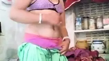 Sexy Bihar Wife Stripping Cip