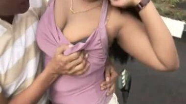 desibindian hottest boobs press outdoor