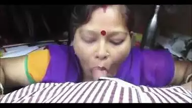 Bhopal Indian aunty porn movie recorded and leaked