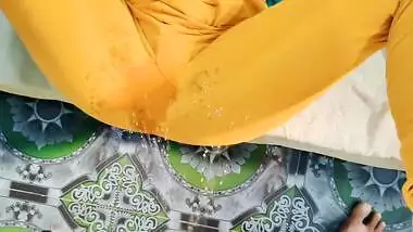Desi Bhabhi Squirts In Bed Hard Fucking In Devar