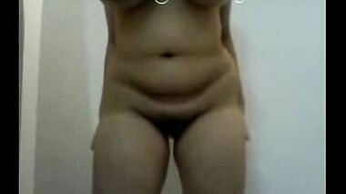 Indian Bbw Shaking Her Ass & Belly