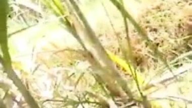 Indian girl having sex with unknown