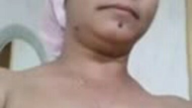 Bangladeshi Bhabi Selfie P2