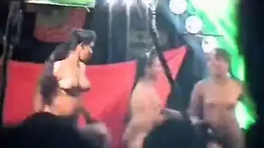 Naked Telugu Girls’ Record Dance On Stage