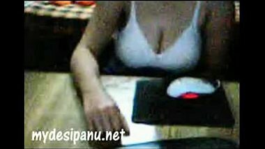 Desi college girl tripty on skype