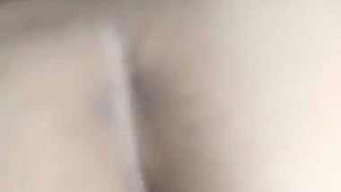 Desi xxx MMS of a pervert fucking his cousin like a beast