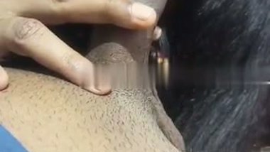 Mature aunt records her blowjob MMS sucking a young dick