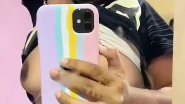 Desi girl nude ass and boobs exposing viral show