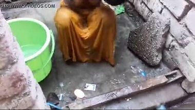 Desi bath video of a village teen