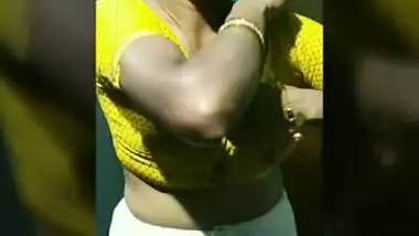 Jamuna bhabhi bra show