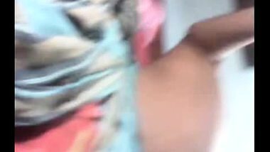 Desi bhabhi oozes sexual juices