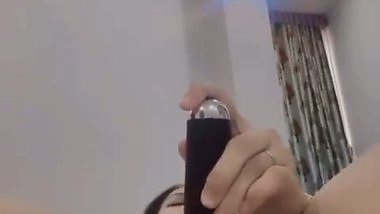 Nude Bhabhi presses boobs and fingers her pussy