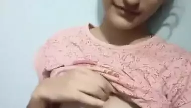 Desi cutie showing tits