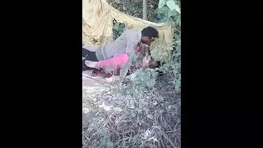 Desi sex video of village prostitute fucking outdoor with client