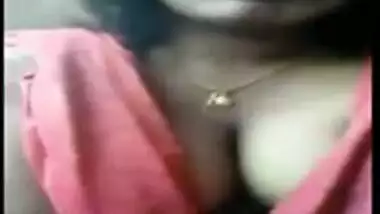 swathi naidu playing wit pusy cat nipple shw