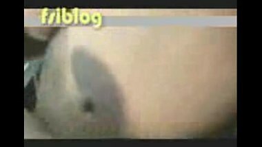 Desi mallu aunty expose herself