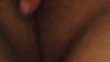 Sweet Indian Bhabhi shows boobs pussy