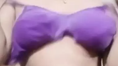 Desi college sex GF boobs showing viral clip