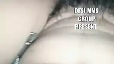 Fucking bushy pussy of Desi Bhabhi after handjob