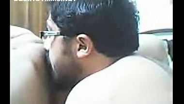 Mature aunty feels oral sex as the best sexual arousal