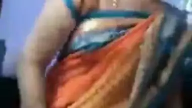 chennai hot tamil office aunty showing her pussy to boss