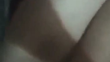 Crazy milf squirts on camera in xxx Bangla video