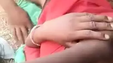 Man has sex with Indian girlfriend but cameraman touches her XXX tits