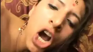 Sexy Indian wife fucked by stranger