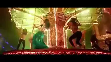 Deepika Padukone shaking ass part 2