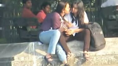 Indian Lesbians Smooch Publicly