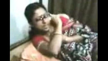 Fsiblog – Bengali boudi first time on cam