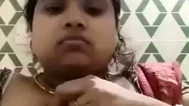 Unsatisfied Bengali Boudi showing big boobs