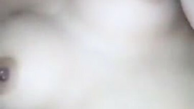 Cute Desi teen nude body show