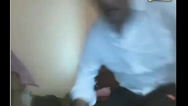 Qatar house maid giving hot blowjob to owner MMS scandals